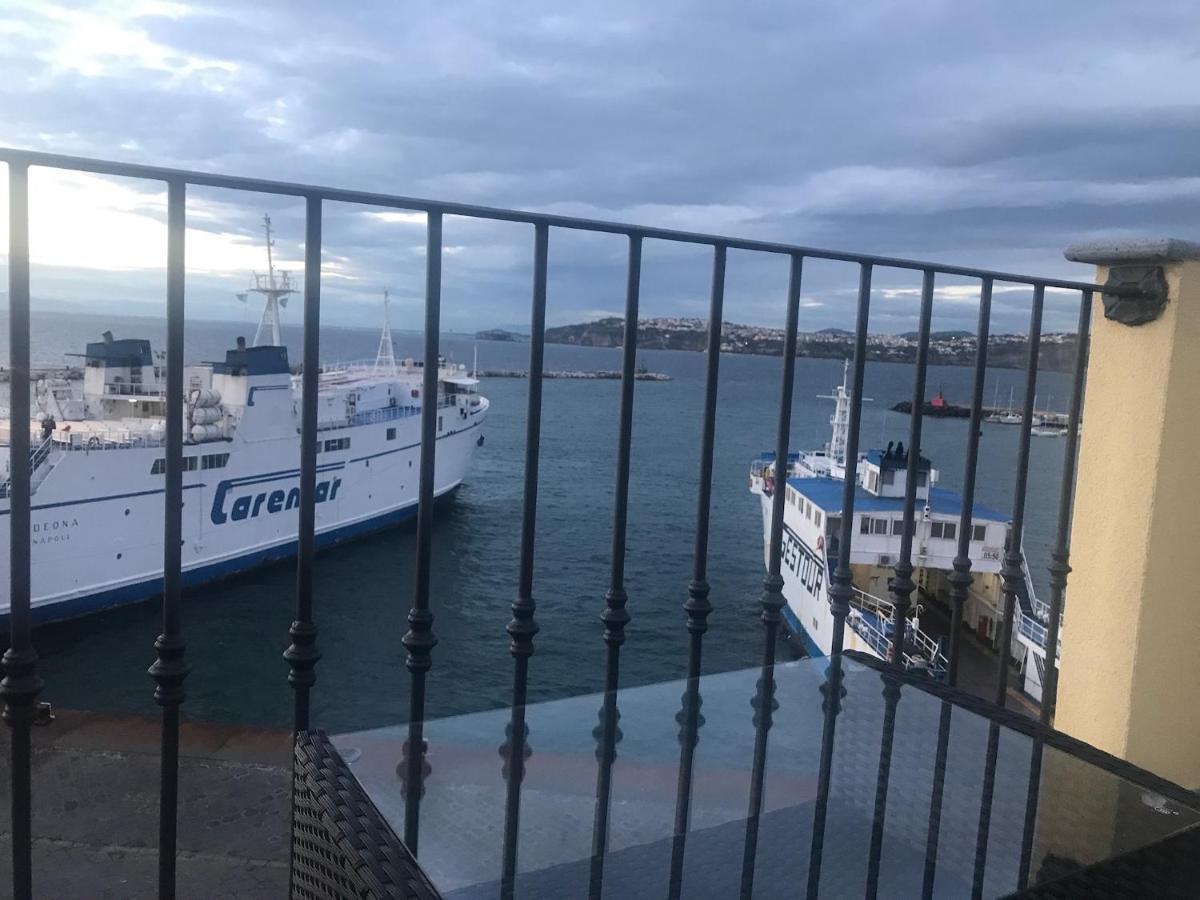 Vento Di Mare Acomodação com café da manhã Procida Exterior foto