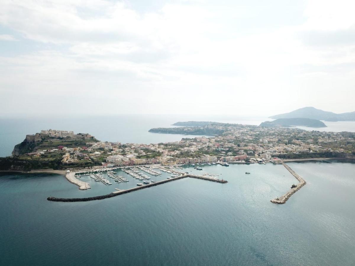 Vento Di Mare Acomodação com café da manhã Procida Exterior foto